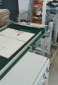 Feeder cutii din carton