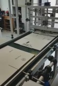 Feeder cutii din carton